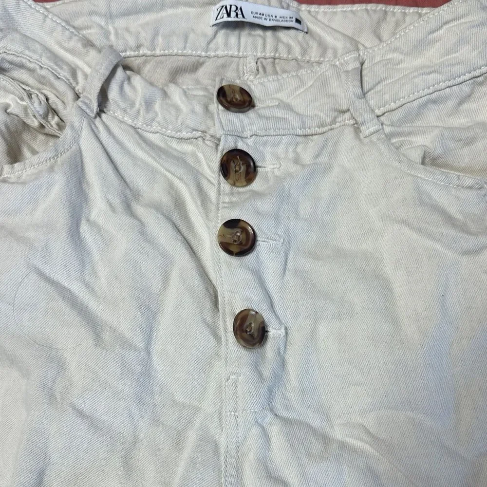 Zara Off-White Buttoned Pants